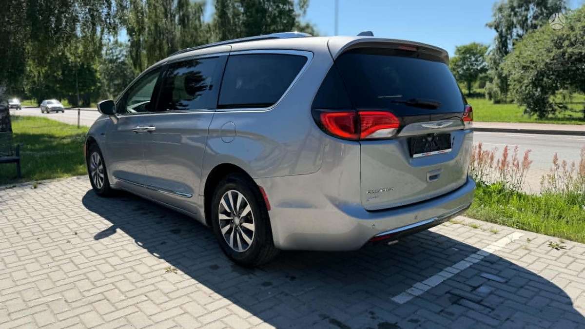 Chrysler Pacifica, 3.6 l., Универсал