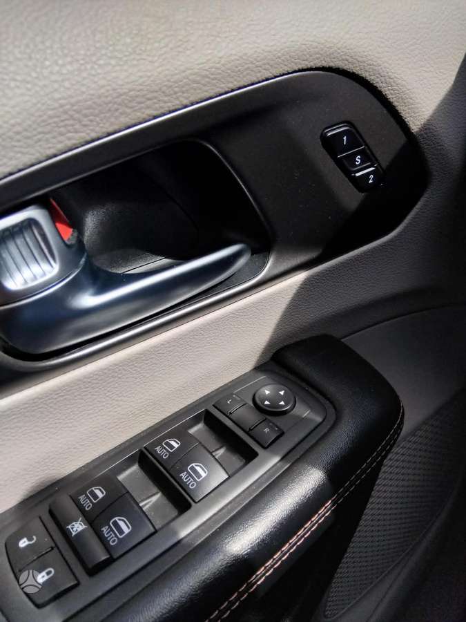 Chrysler Pacifica, 3.6 l., Универсал