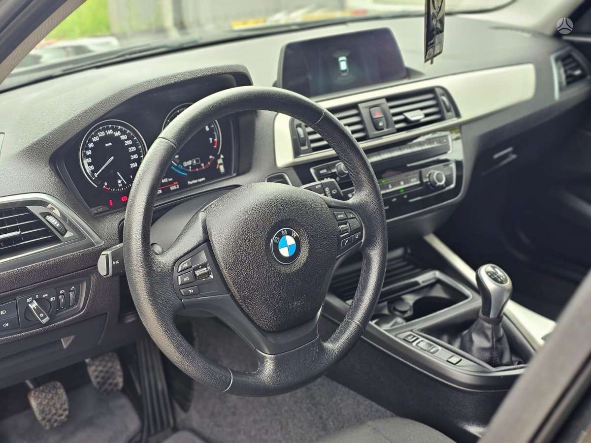 BMW 116, 1.5 l., hatchback
