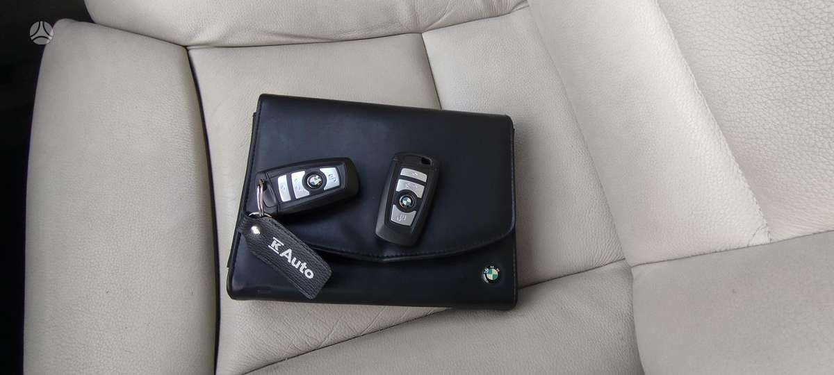 BMW 525, 2.0 l., Седан