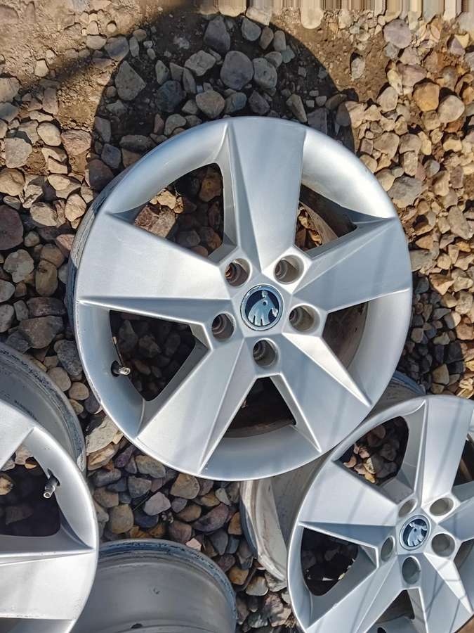 Skoda, легкосплавные , R16