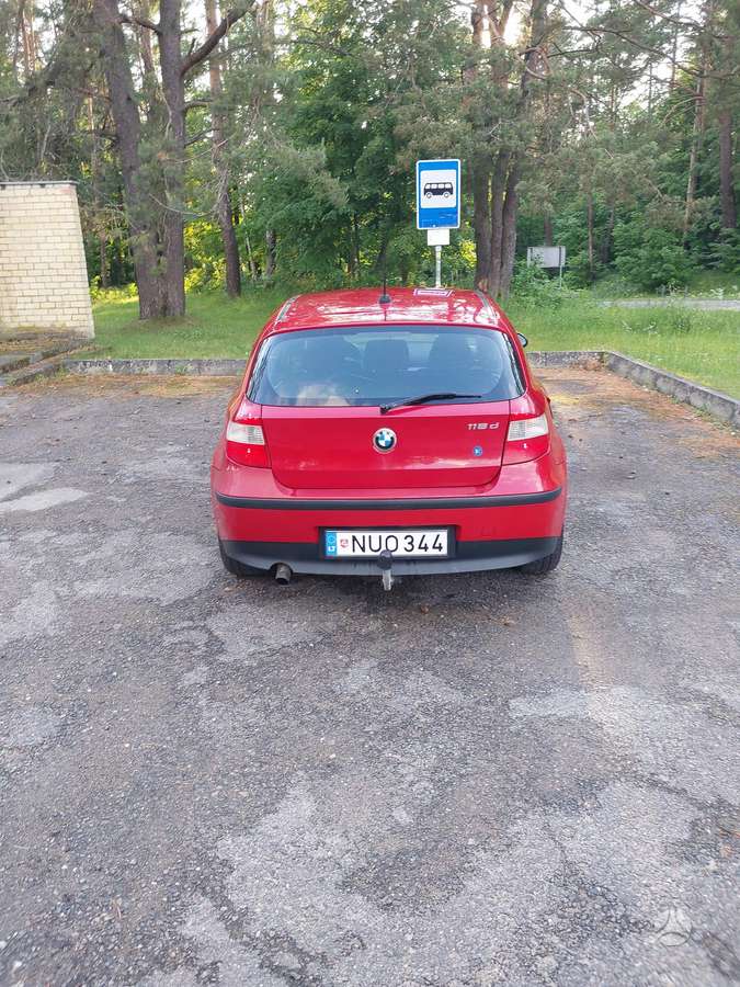 BMW 118, 2.0 l., Хэтчбек