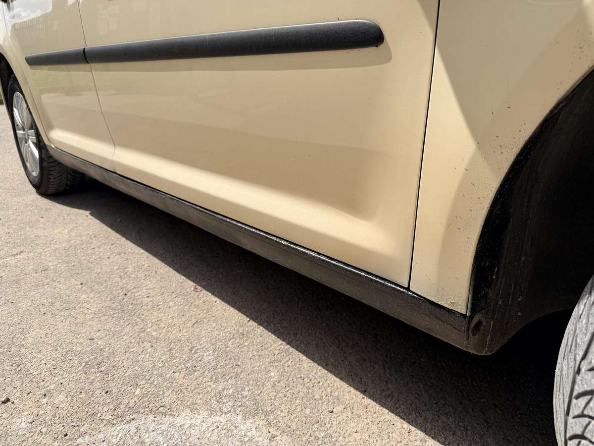 Volkswagen Touran - 4