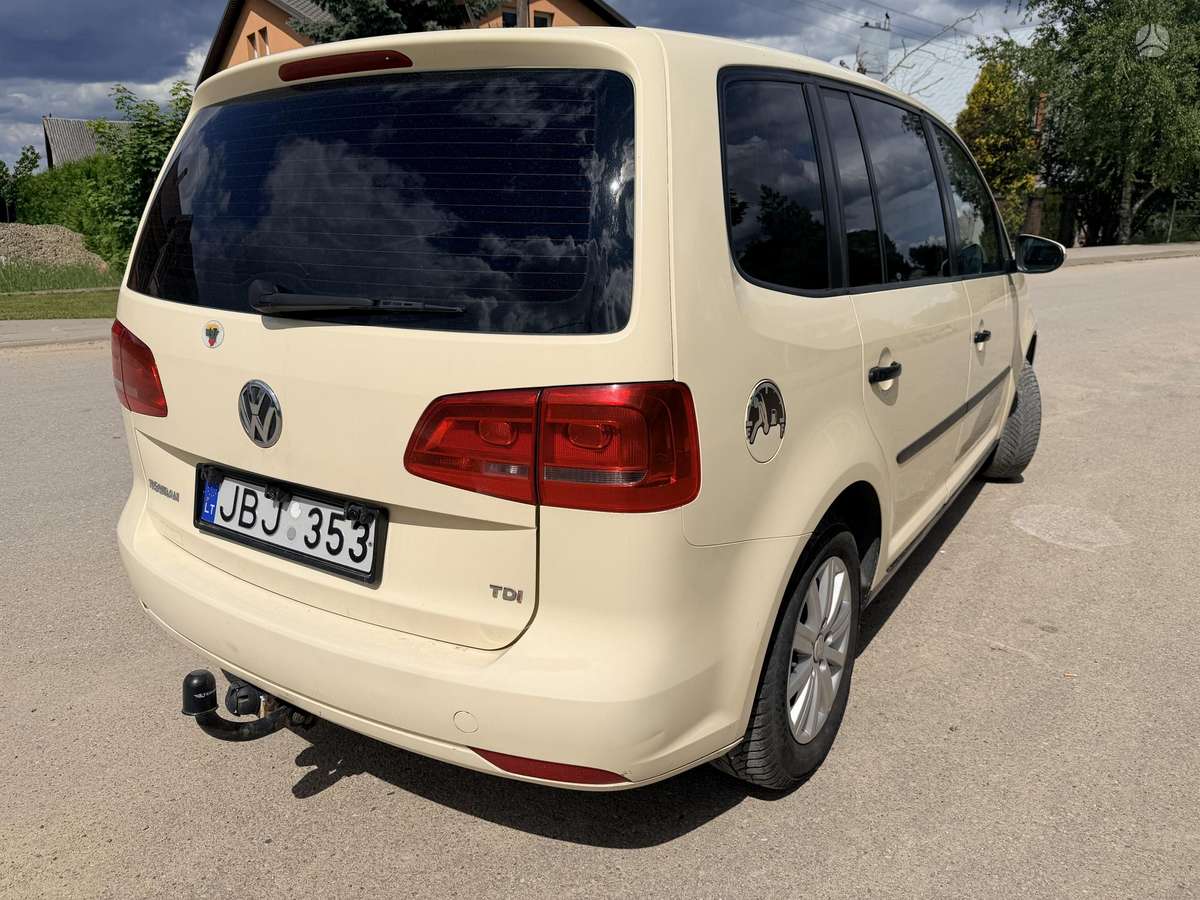 Volkswagen Touran - 7