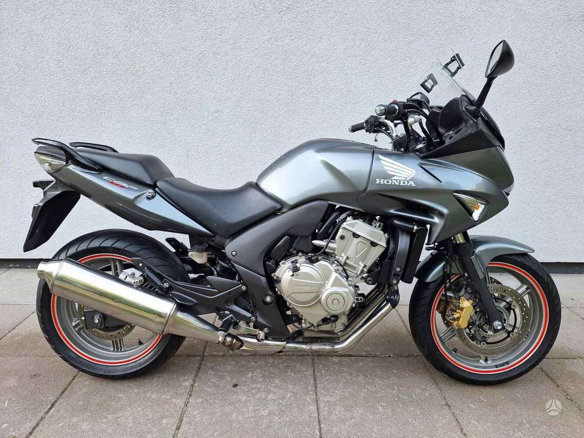 Honda CBF 600cc, street / classic