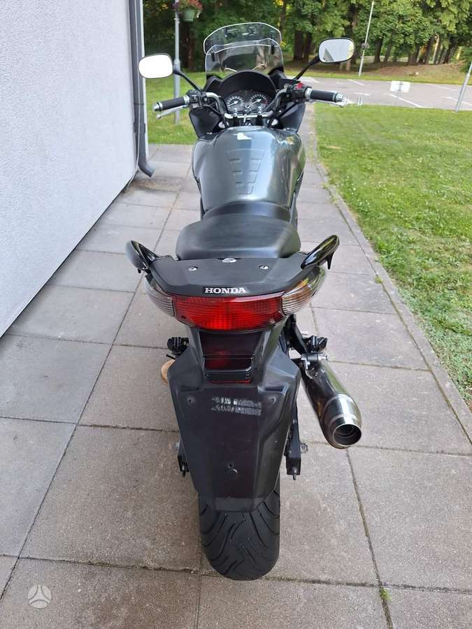 Honda CBF 600cc, street / classic