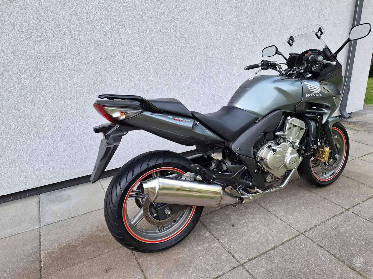 Honda CBF 600cc, street / classic