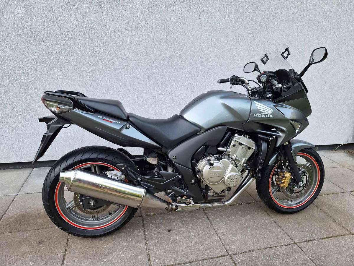 Honda CBF 600cc, street / classic