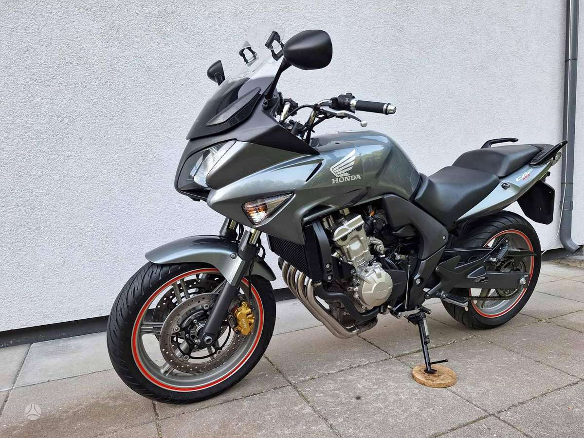 Honda CBF 600cc, street / classic