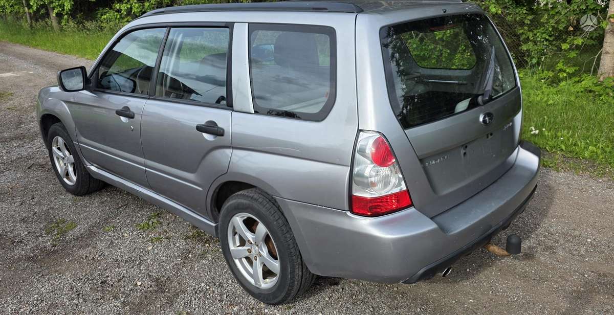 Subaru Forester, 2.0 l., Универсал