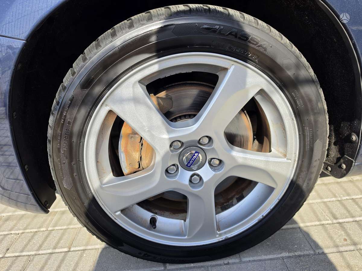 Volvo V60, 2.4 l., universalas