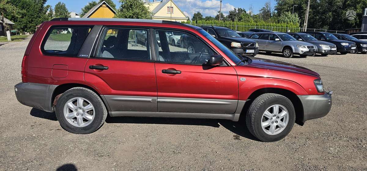 Subaru Forester, 2.0 l., off-road / crossover