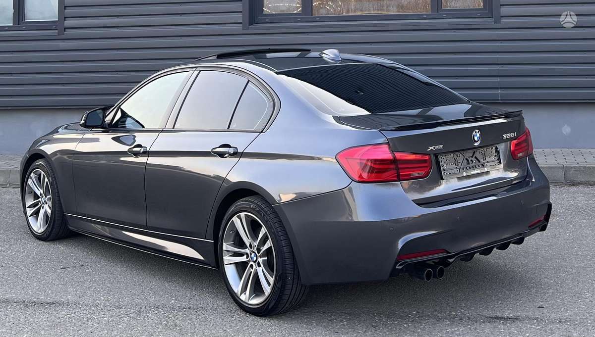 BMW 328, 2.0 l., Седан