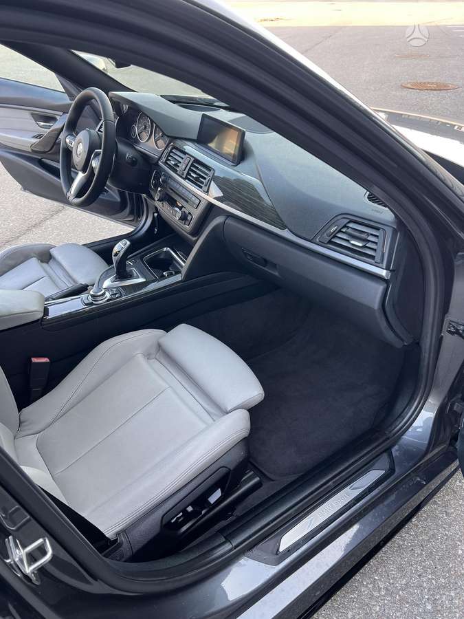 BMW 328, 2.0 l., Седан