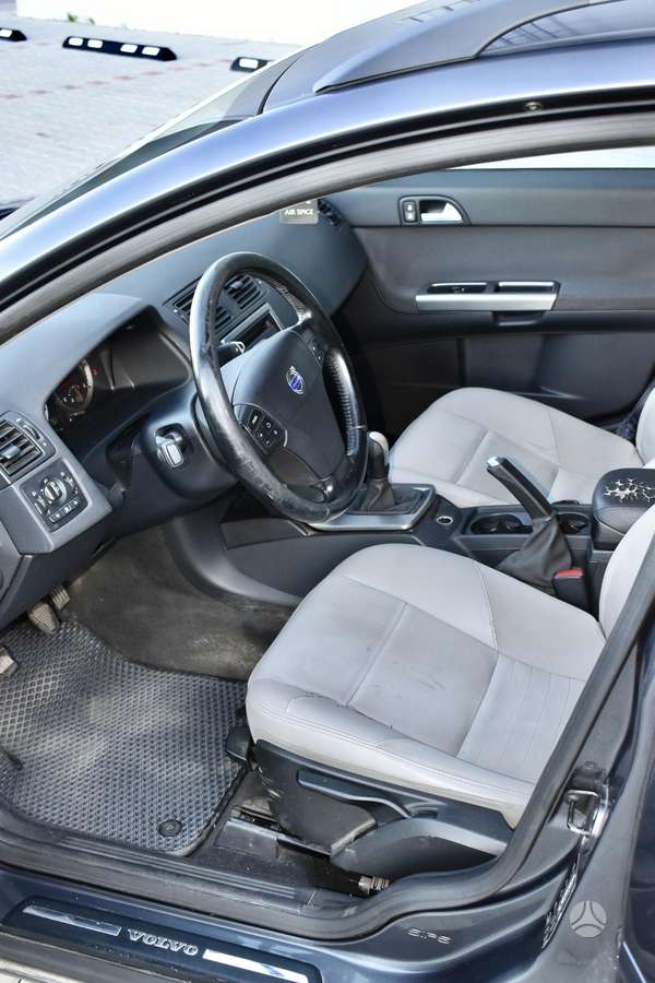 Volvo V50, 1.6 l., wagon