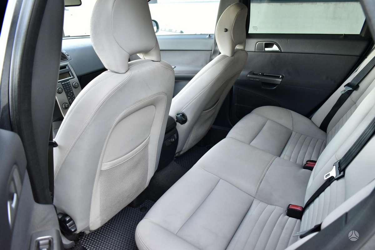 Volvo V50, 1.6 l., wagon