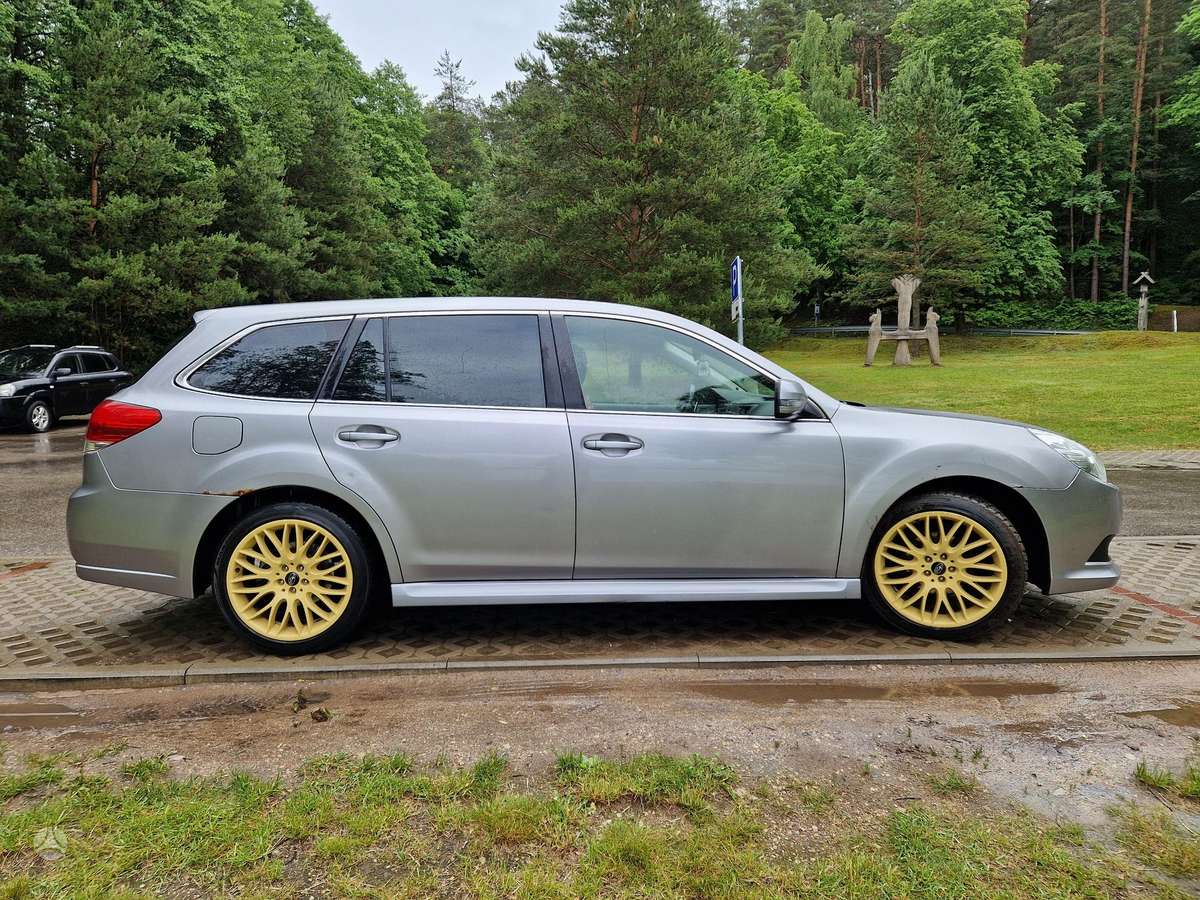 Subaru Legacy, 2.0 l., Универсал