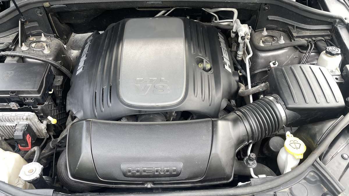 Dodge Durango, 5.7 l., off-road / crossover