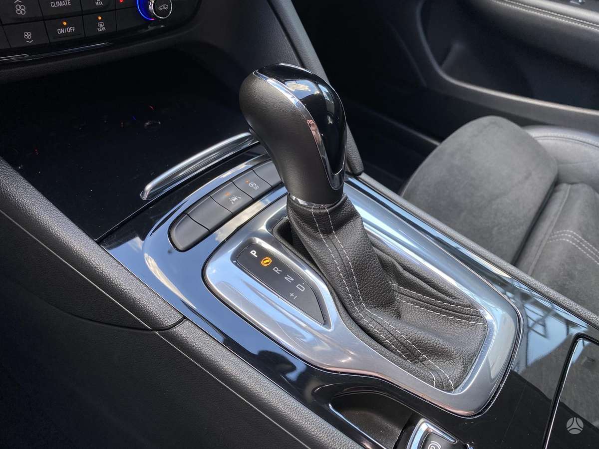 Opel Insignia, 2.0 l., Универсал
