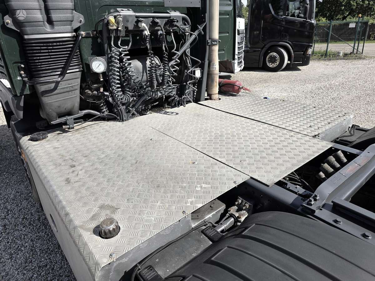Volvo FM460 Euro5 6x2 I-Shift, single sleeper