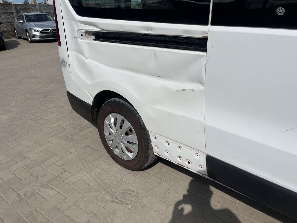 Renault Trafic - 9