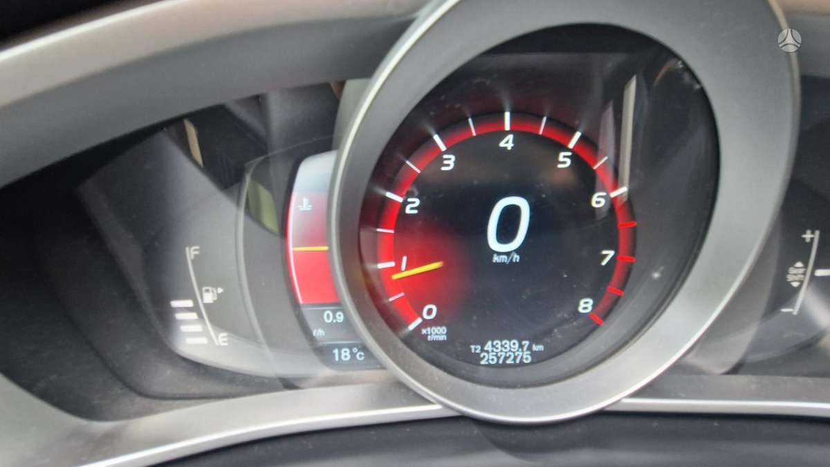 Volvo V40 - 5