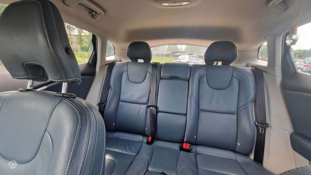 Volvo V40 - 7