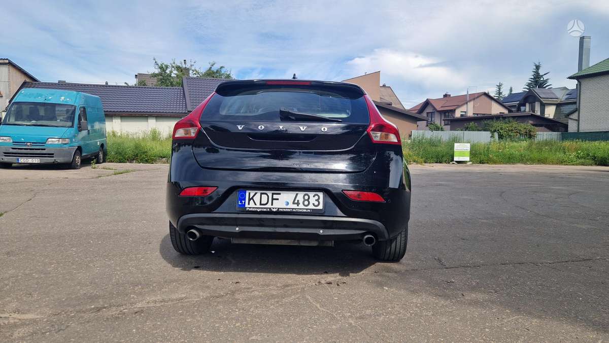 Volvo V40 - 4