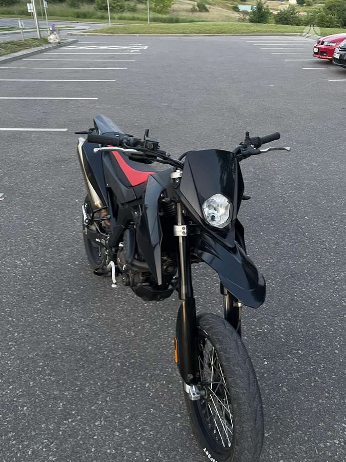 Aprilia SX 125cc, supermoto
