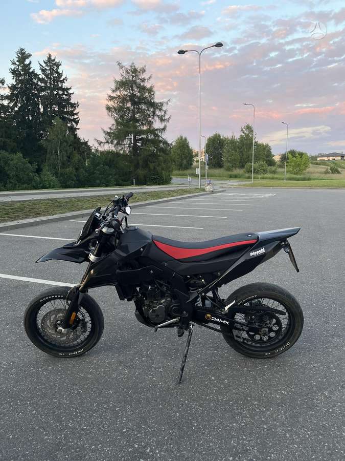 Aprilia SX 125cc, supermoto