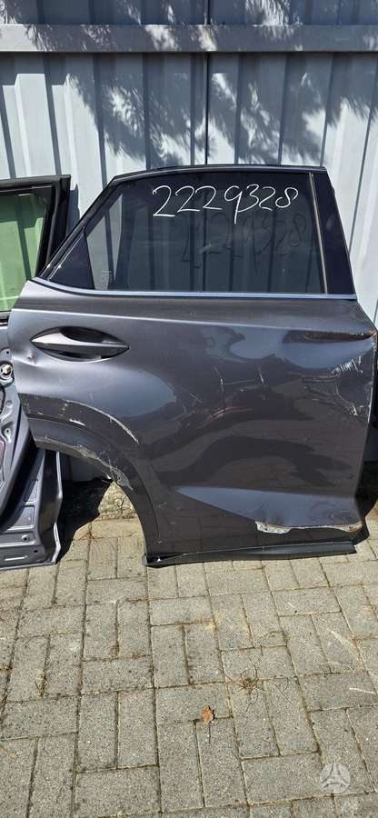 Lexus NX klasė body parts
