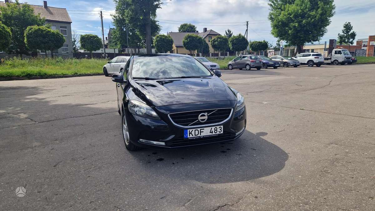 Volvo V40, 1.6 l., Хэтчбек