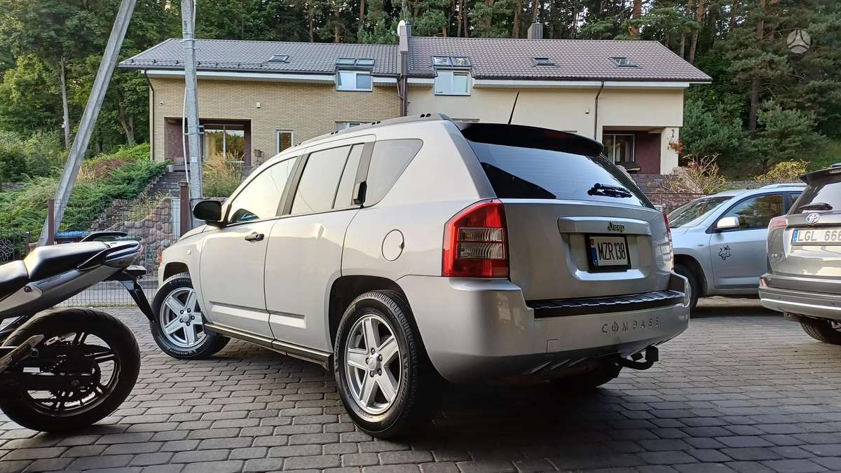 Jeep Compass, 2.4 l., Внедорожник / Кроссовер