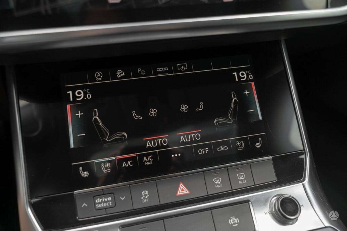 Audi A6 allroad, 3.0 l., Универсал
