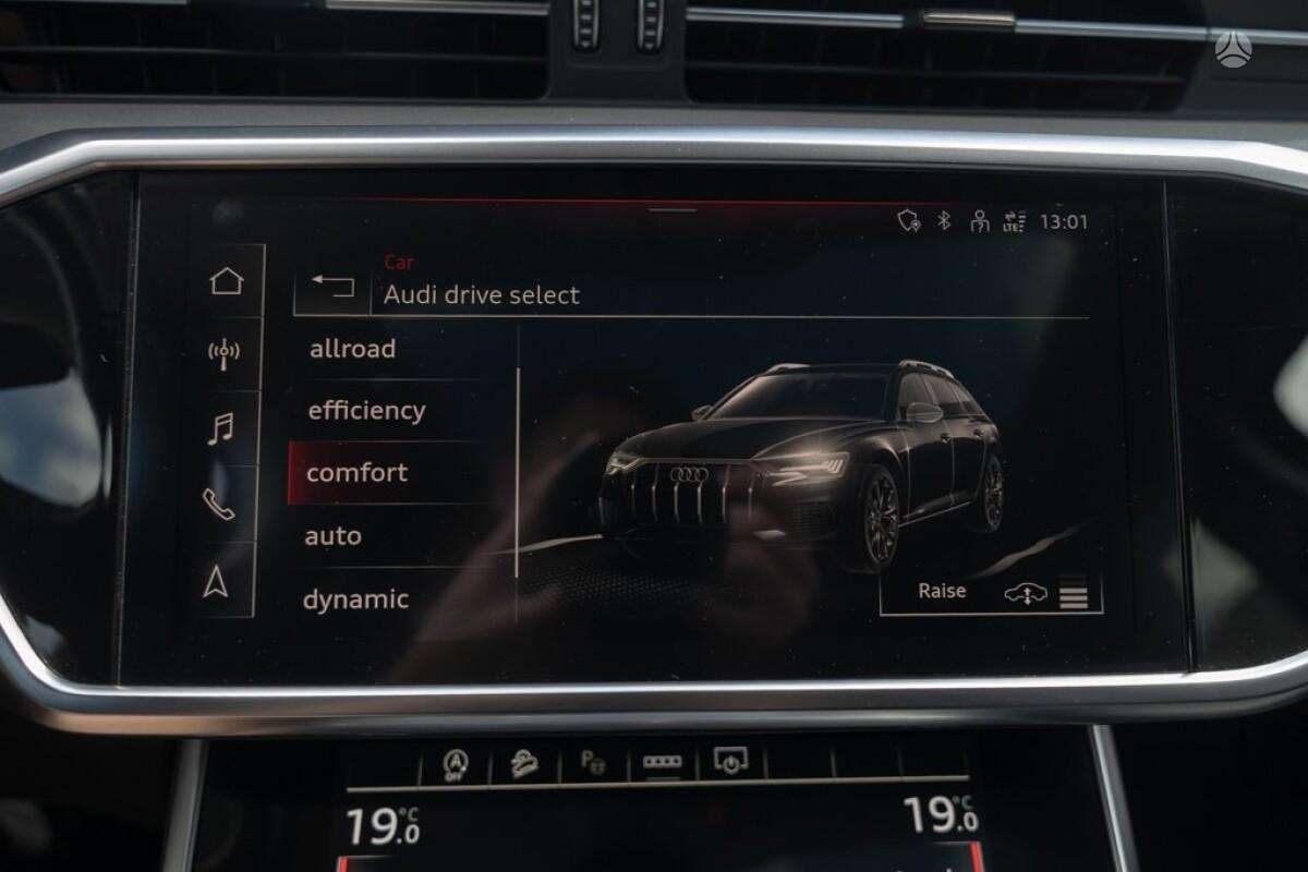 Audi A6 allroad, 3.0 l., Универсал