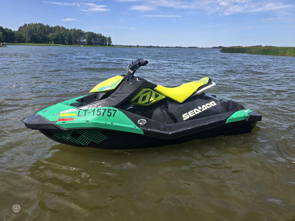 Sea-Doo Trix, jet skis