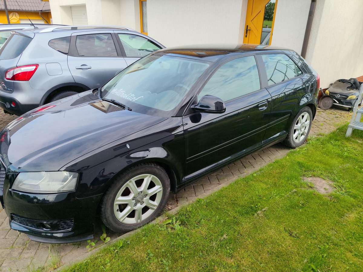 Audi A3, 1.6 l., hatchback