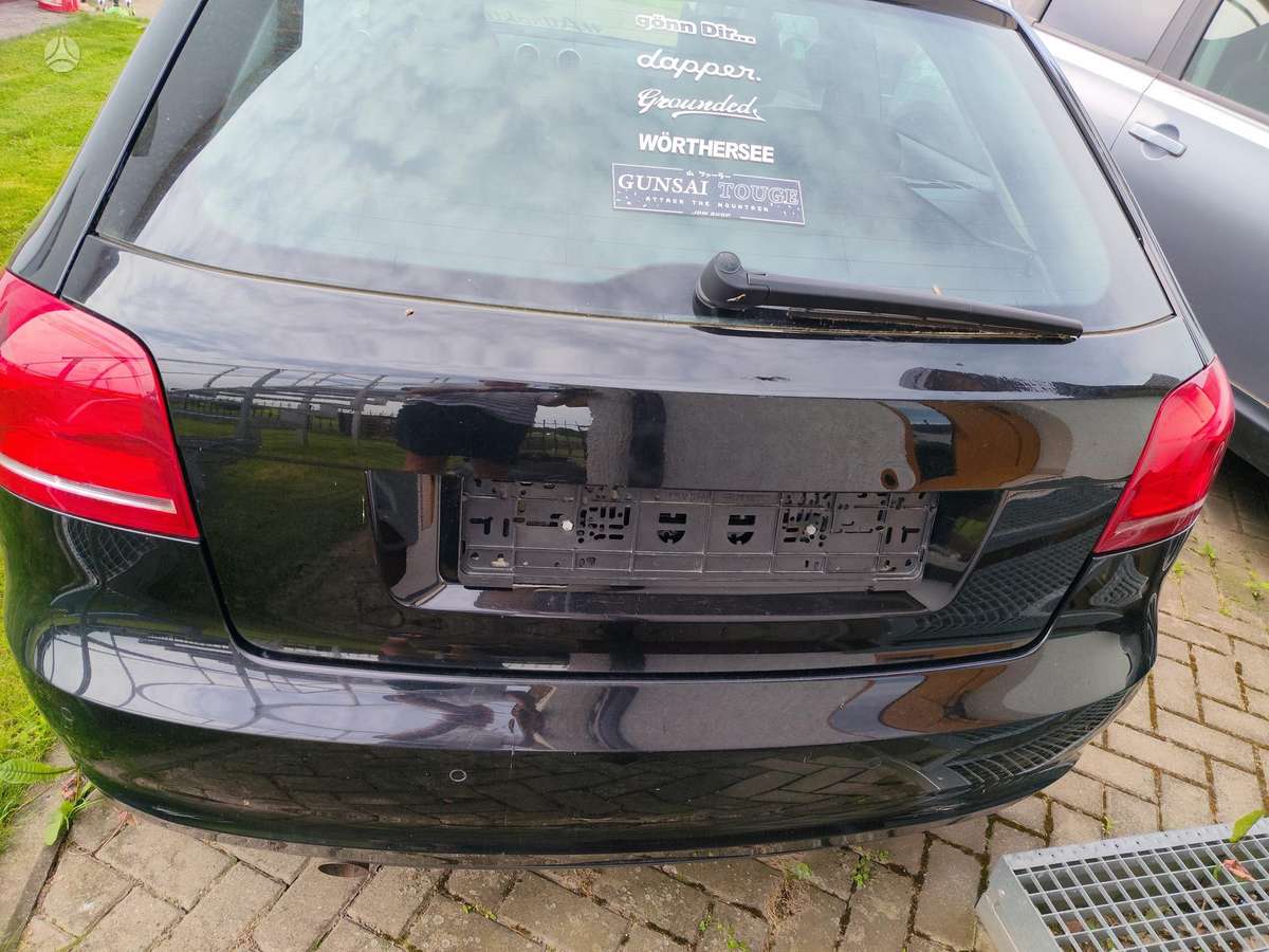 Audi A3, 1.6 l., hatchback