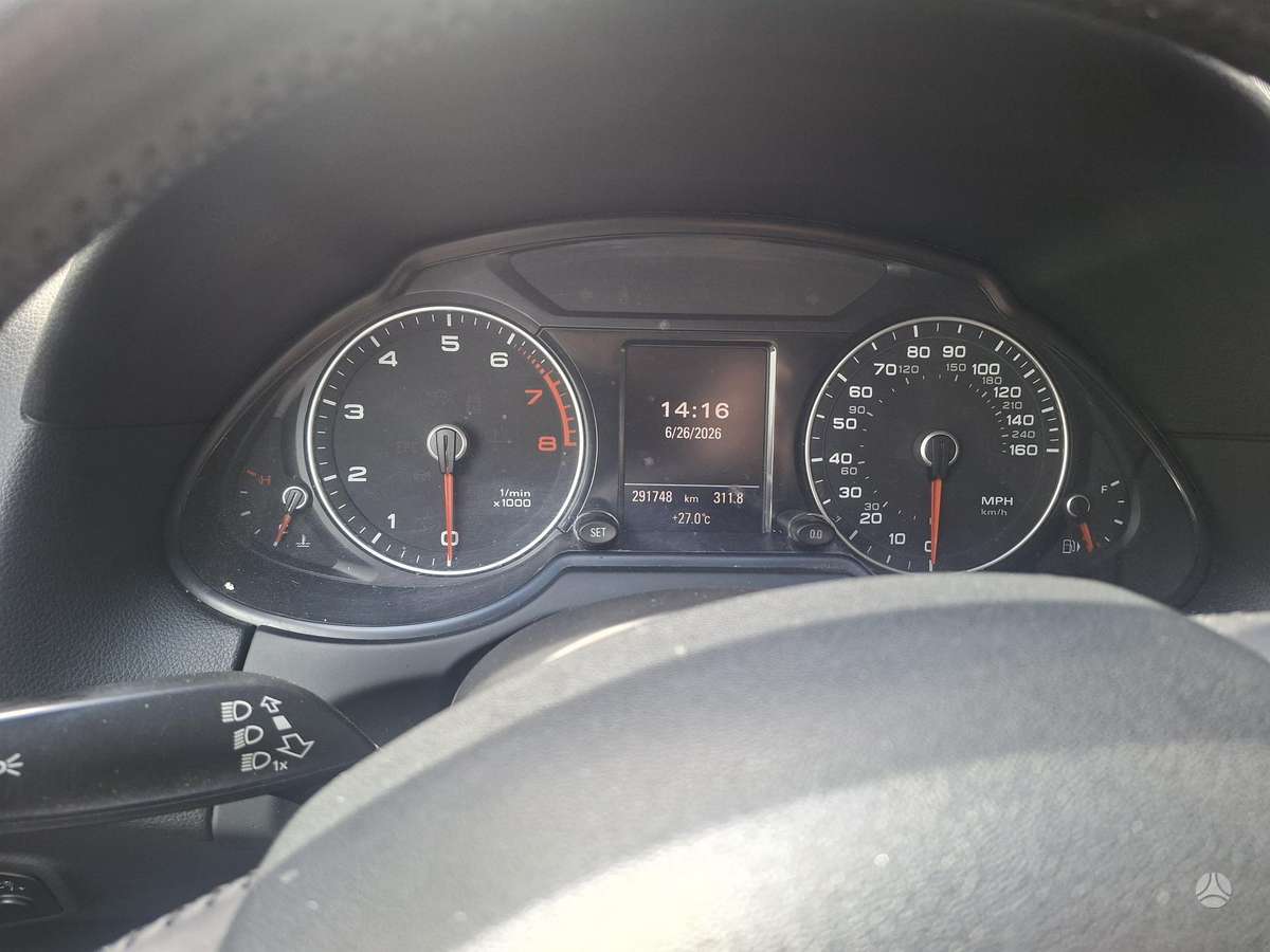 Audi Q5, 2.0 l., Внедорожник / Кроссовер