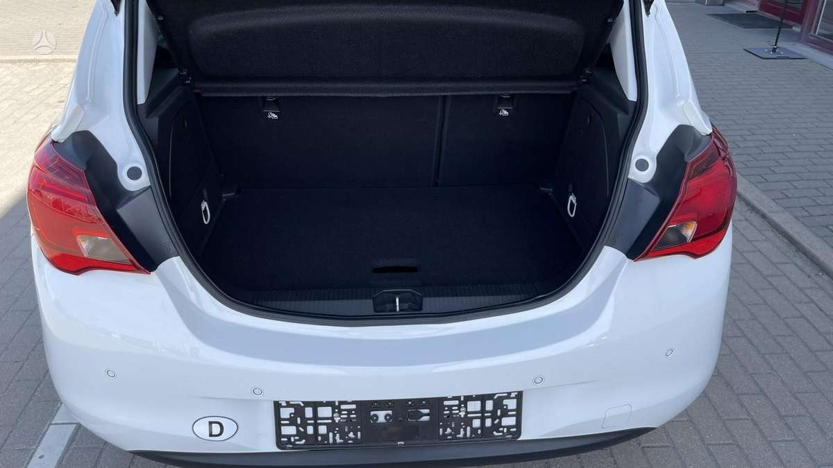 Opel Corsa, 1.4 l., hatchback