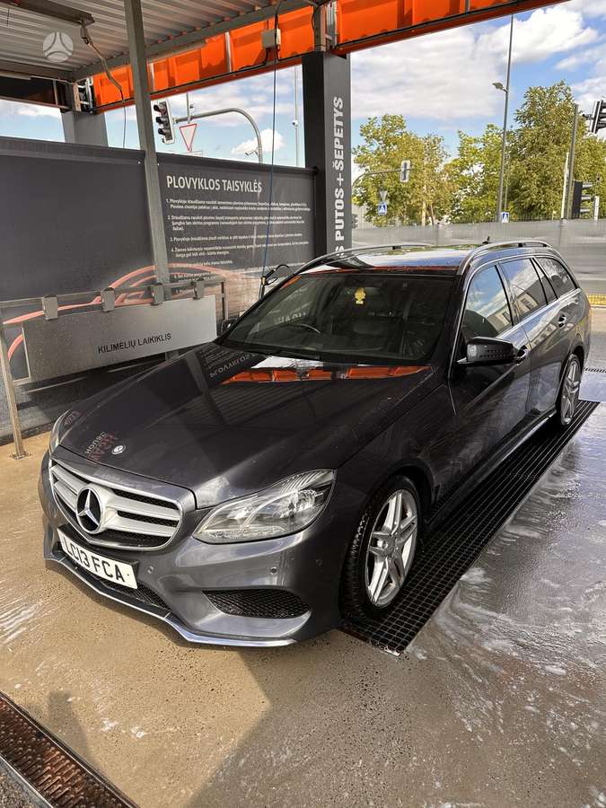 Mercedes-Benz E250, universalas