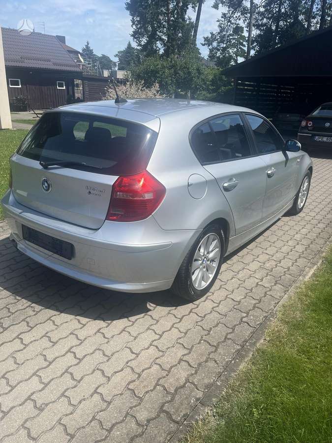 BMW 120, 2.0 l., hatchback