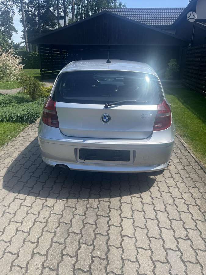 BMW 120, 2.0 l., hatchback