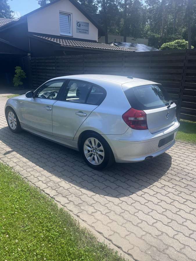 BMW 120, 2.0 l., hatchback