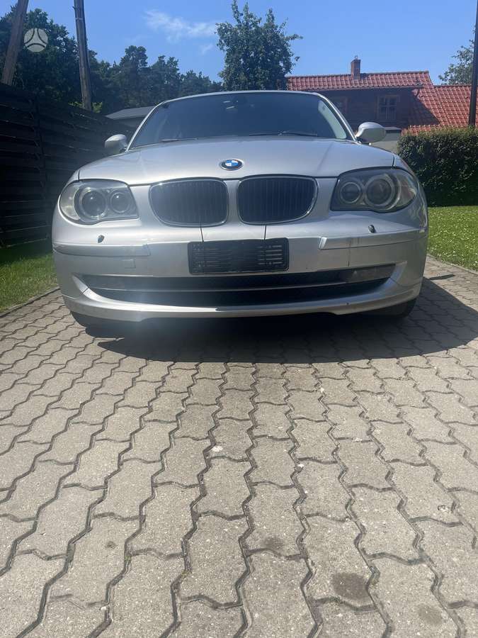 BMW 120, 2.0 l., hatchback
