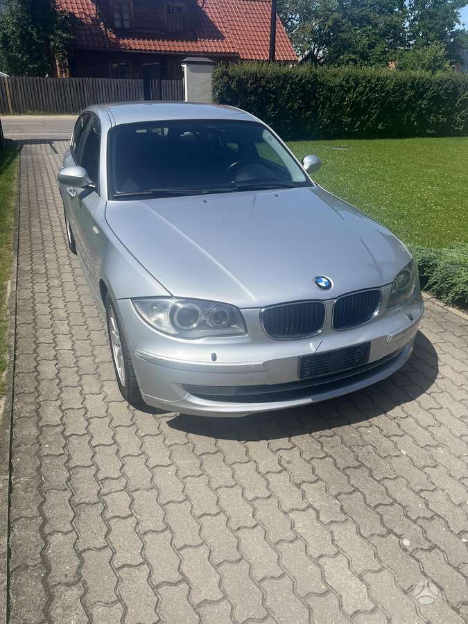 BMW 120, 2.0 l., hatchback