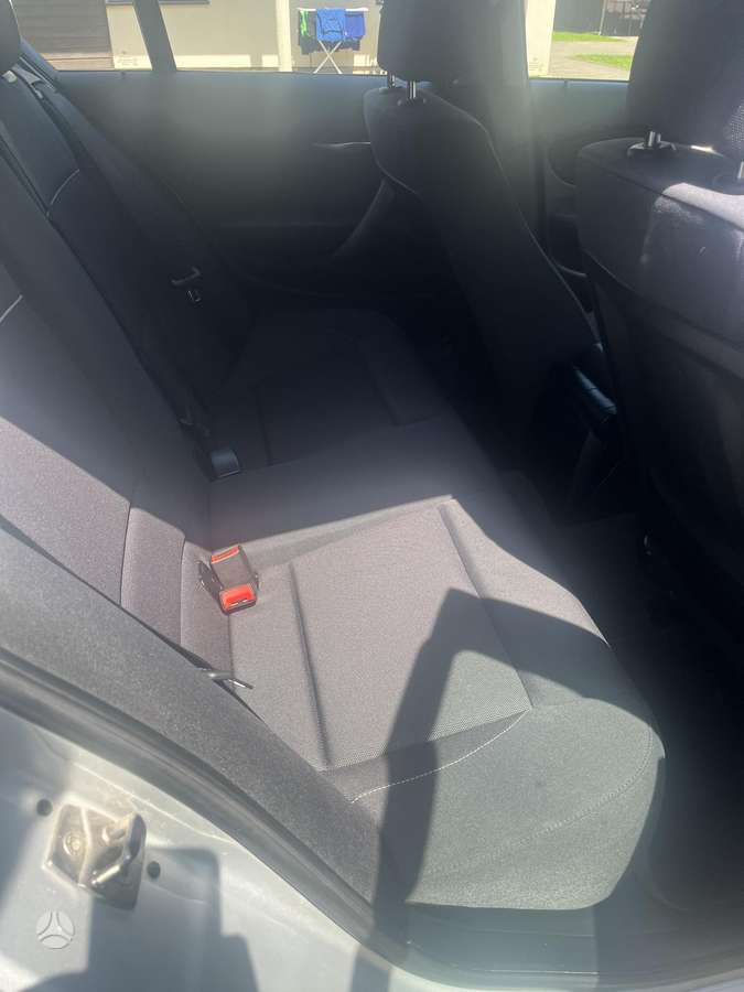 BMW 120, 2.0 l., hatchback