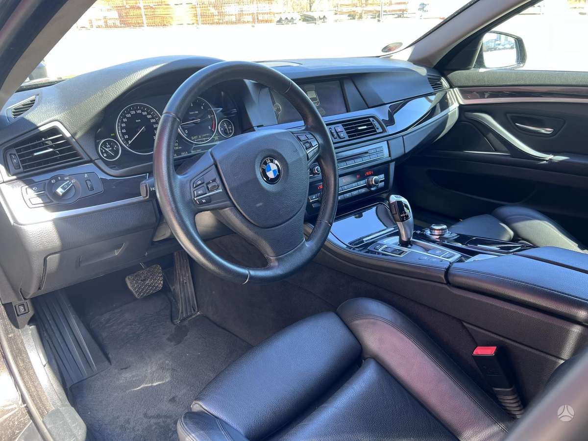 BMW 525, 2.0 l., Универсал