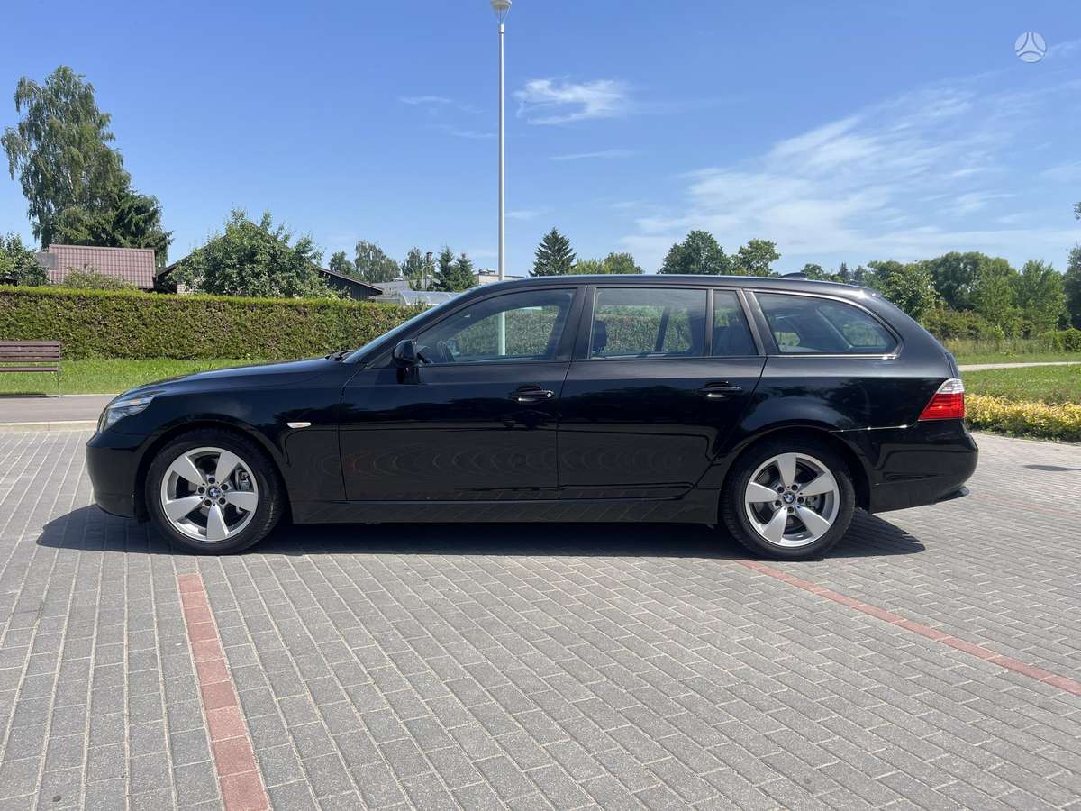 BMW 525, 2.5 l., Универсал
