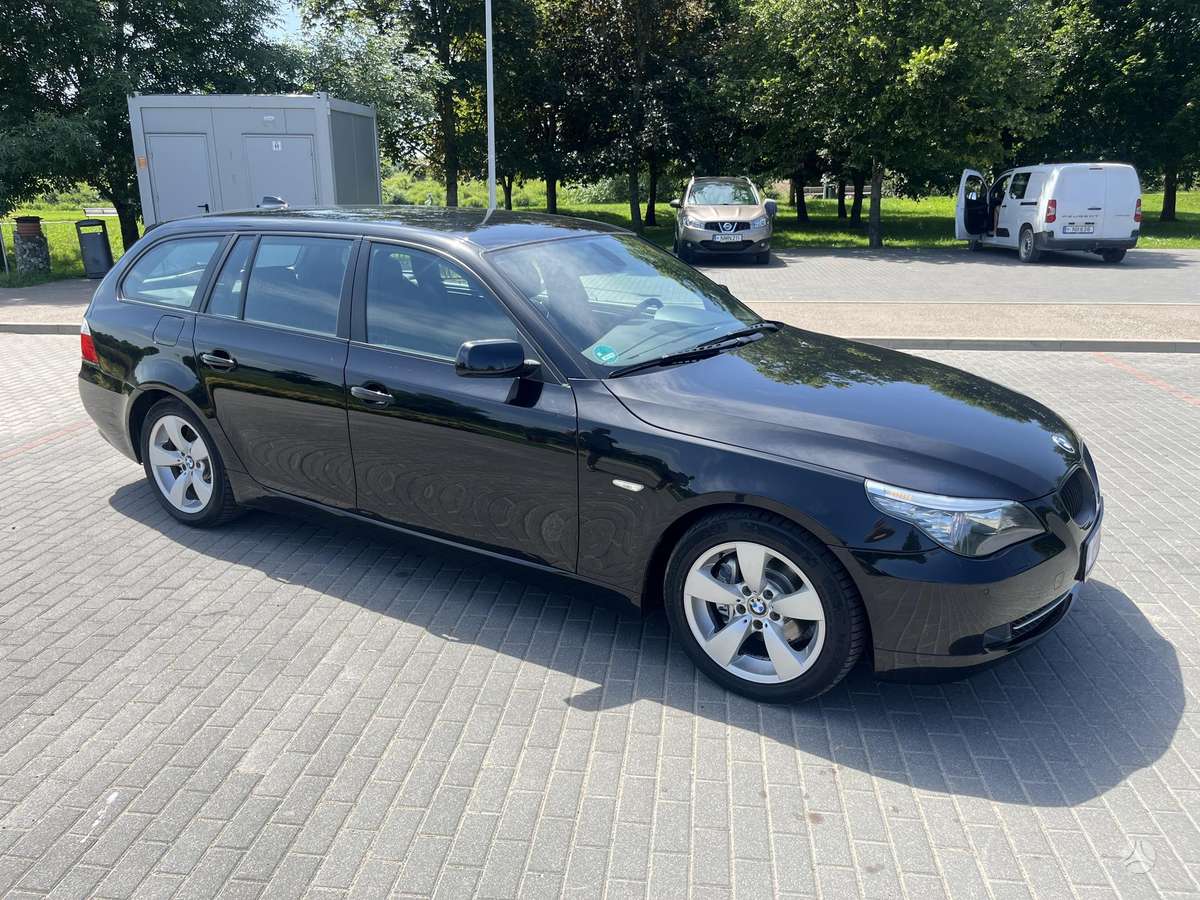 BMW 525, 2.5 l., Универсал